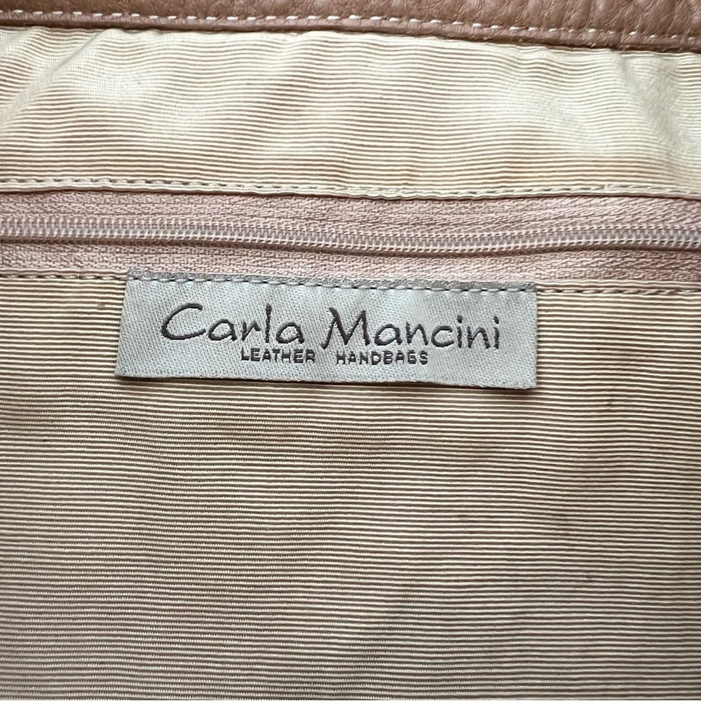 CARLA MANCINI Tan Pebble Leather White Stitching Side Pockets Large Shoulder Bag - Picture 9 of 13